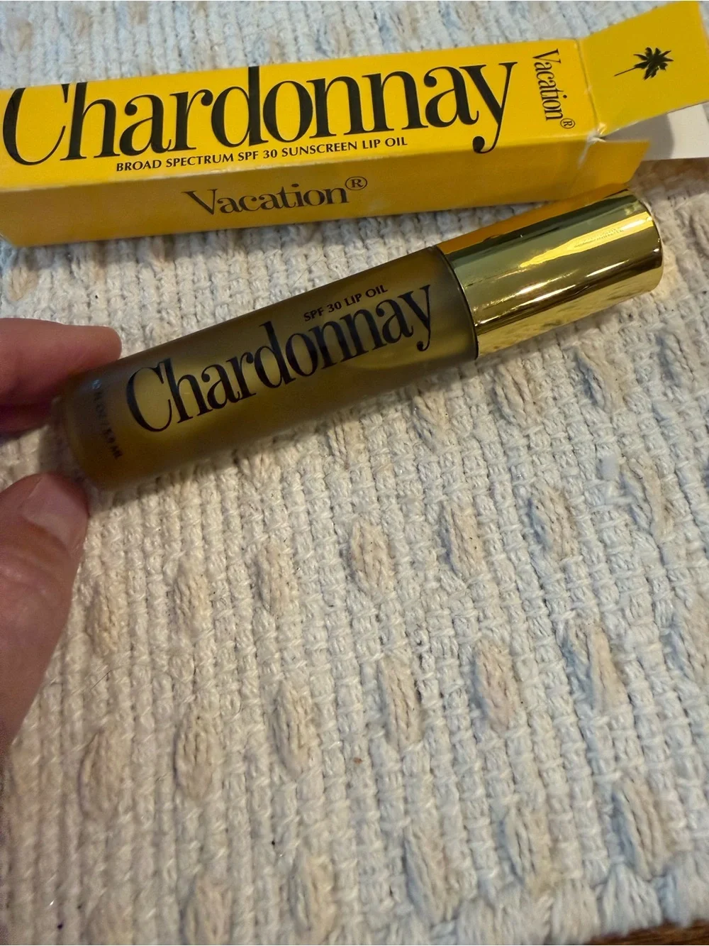 Vacation chardonnay lip